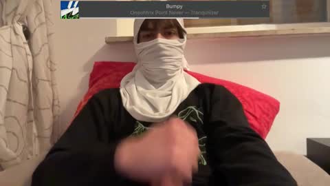 sonny_moore_ online show from December 22, 5:32 pm