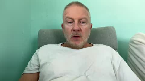 Max Banana online show from December 22, 7:10 pm