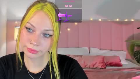 Your ghost wife online show from September 15, 7:14 pm