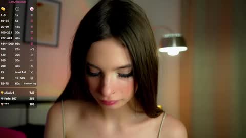 Eva 3 online show from December 5, 2:22 pm