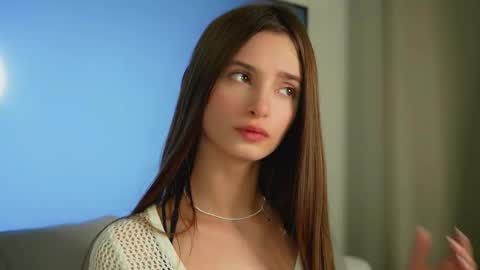 Eva 3 online show from November 18, 8:30 am