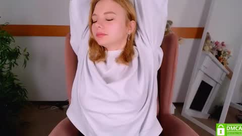 Snapshot of sookonstellita chatting on October 25, 9:09 pm Litta online show from October 25, 9:09 pm