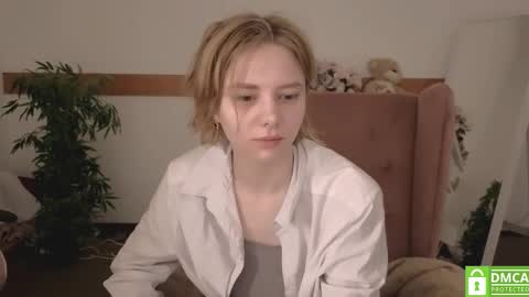 Litta online show from March 18, 1:09 am