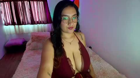 soph_antony online show from April 28, 8:14 pm