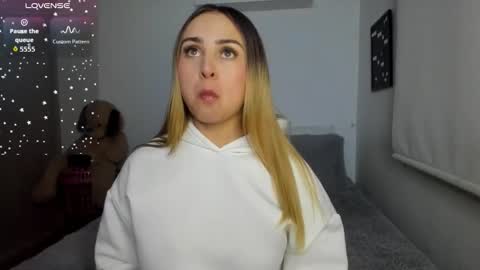 Sofi online show from December 23, 3:15 am