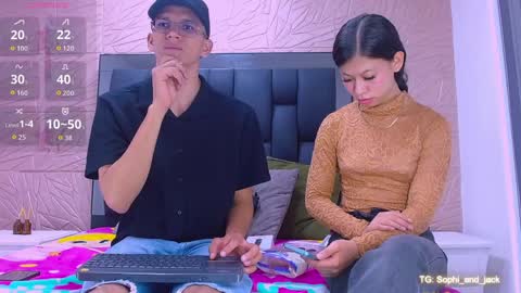 sophi_y_jack online show from April 5, 8:28 pm