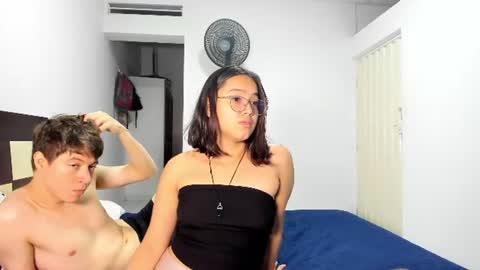sophia and gael online show from July 18, 4:38 am