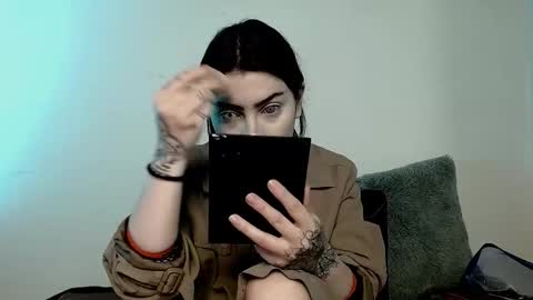 sophia hottie online show from November 5, 1:55 pm