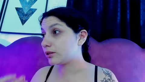 Snapshot of sophia_dk chatting on June 19, 2:32 pm sophia hottie online show from June 19, 2:32 pm