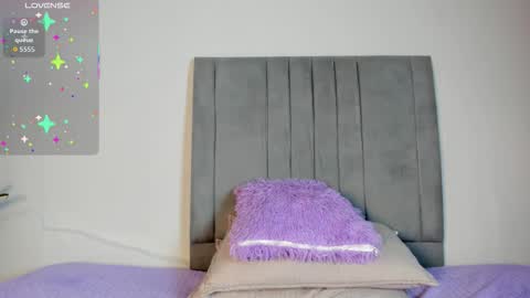 Snapshot of sophia_ebony___ chatting on October 17, 1:03 pm sophia_ebony___ online show from October 17, 1:03 pm