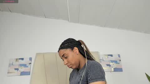 Snapshot of sophia_ebony___ chatting on June 24, 12:15 pm sophia_ebony___ online show from June 24, 12:15 pm