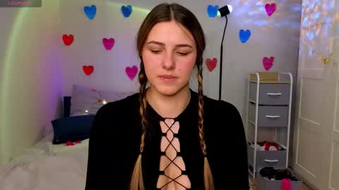 Sophia online show from February 5, 8:41 am