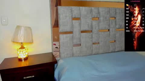 sophia CM online show from March 25, 4:18 am