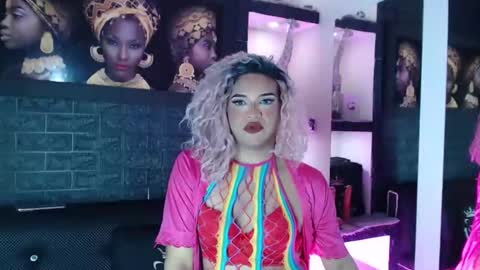 sophia_hott01 online show from January 7, 12:29 pm