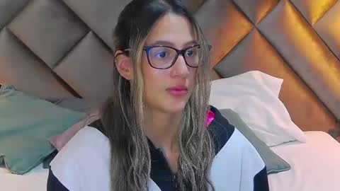 Sofia online show from December 22, 2:25 pm