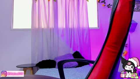 sophia_milano online show from December 16, 12:38 pm