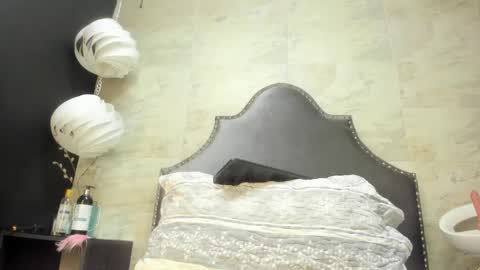 Sophia  online show from February 5, 8:24 pm