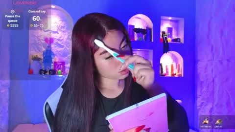 Sophia online show from March 28, 3:39 am