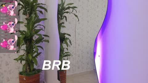 Snapshot of sophia_walkett chatting on January 4, 7:34 pm Michelle online show from January 4, 7:34 pm