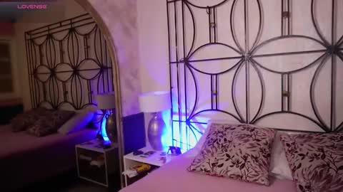 Sofi online show from January 9, 11:13 am