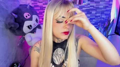 Sophia online show from October 12, 11:59 pm