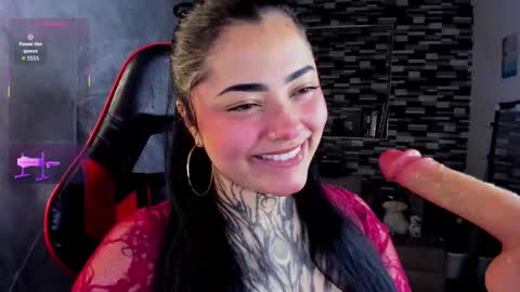 Snapshot of sophiaa_cherry chatting on March 8, 9:18 pm Sophia online show from March 8, 9:18 pm