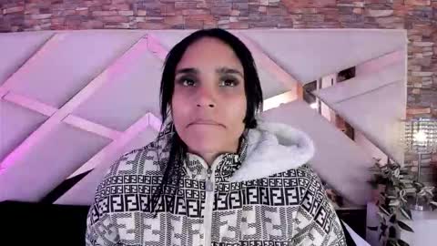 Sophia Paris online show from December 3, 3:36 am