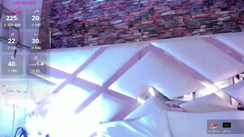 Sophia Paris online show from March 12, 2:50 am