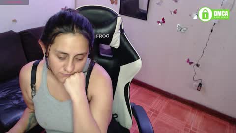 sophiaa_vega_ online show from November 13, 2:10 am