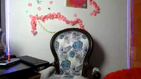 sophia online show from October 16, 10:11 pm