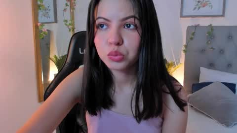 Sophia Howland online show from February 11, 9:20 pm