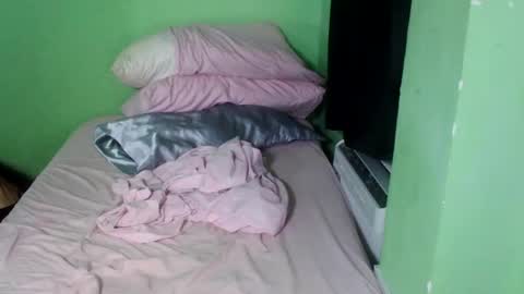 sophialaurel online show from July 13, 12:13 am