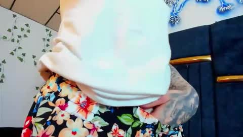 sophiamiller6 online show from March 28, 11:32 am