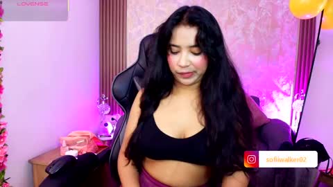 sophia walker online show from September 24, 11:57 am