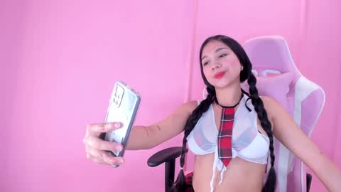 SOPHIA online show from January 3, 1:14 pm