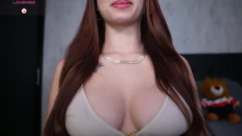 Sophy online show from November 29, 1:19 am