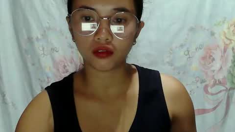 sophie_193 online show from May 10, 5:51 pm