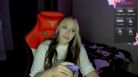 sophie__lambert online show from October 4, 4:49 pm