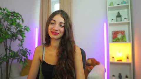 Snapshot of sophie__nice chatting on September 11, 1:11 pm Sophiiiie online show from September 11, 1:11 pm
