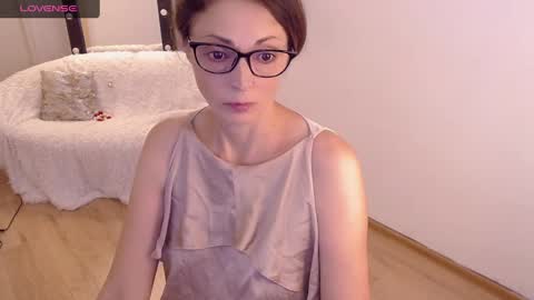 Sophie online show from January 12, 7:00 am