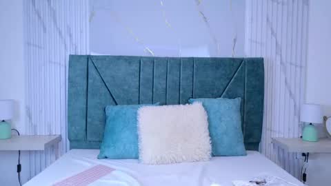 Sophie  online show from February 6, 10:24 pm