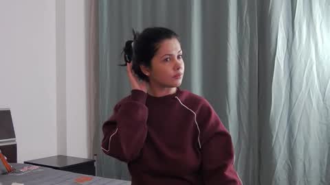 Sophie jeans online show from October 17, 8:22 pm