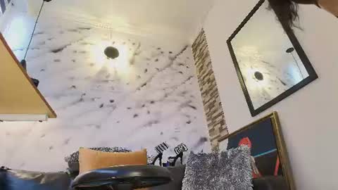 Snapshot of sophie_littles chatting on June 26, 1:59 pm Sophie online show from June 26, 1:59 pm