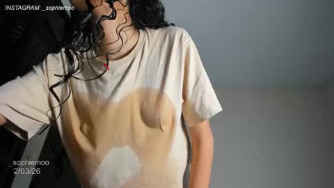 Sophie online show from March 2, 12:01 pm