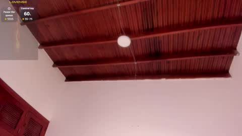 sophie_smith19 online show from December 15, 12:53 pm