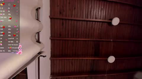 sophie_smith19 online show from April 29, 2:21 pm