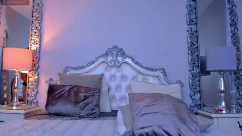 Snapshot of sophiebellucci chatting on February 10, 3:57 am sophiebellucci online show from February 10, 3:57 am