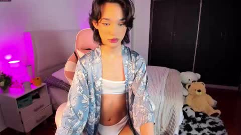    online show from March 19, 8:18 am