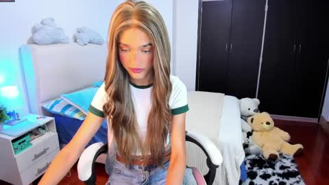    online show from March 28, 7:52 am