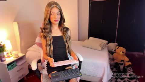    online show from April 11, 2:49 am